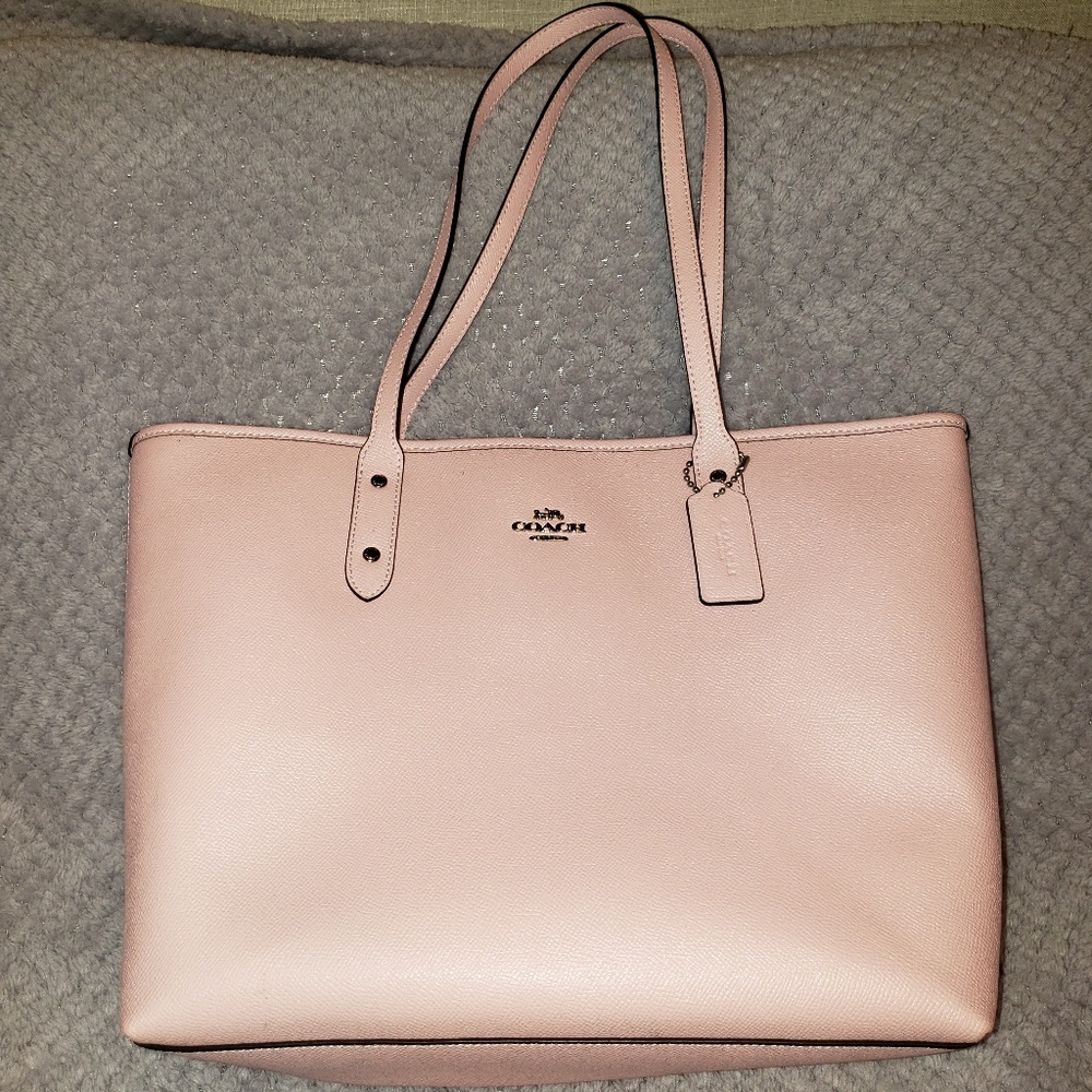 Coach Crossgrain Leather City Zip Tote
